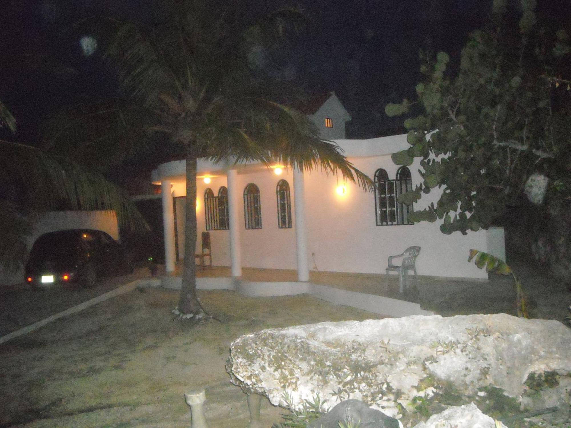 Guesthouse Villa La Isla La Romana Exterior photo